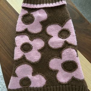High style wool dog sweater.